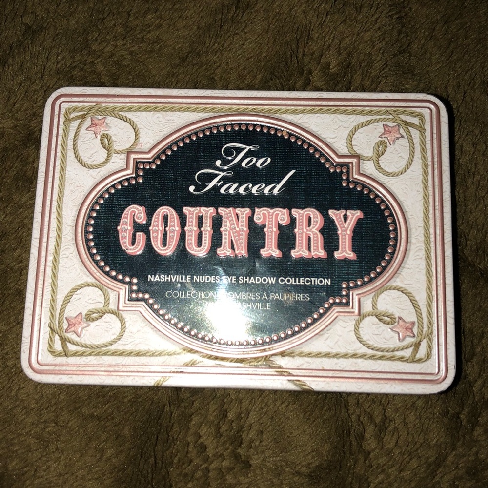 Too Faced Country eyeshadow palette